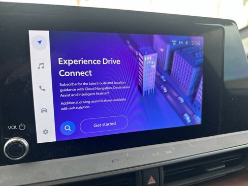 Used 2023 Toyota Prius Prime FWD image 17