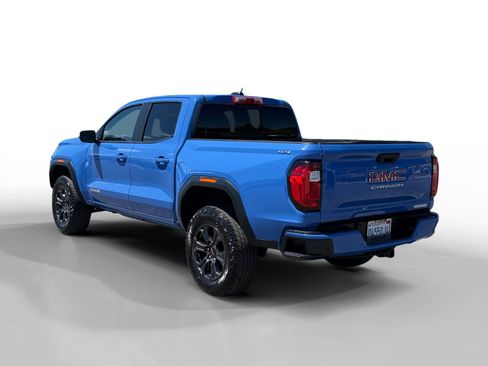 Used 2025 GMC Canyon Elevation w/ Convenience Package AWD/4WD image 3