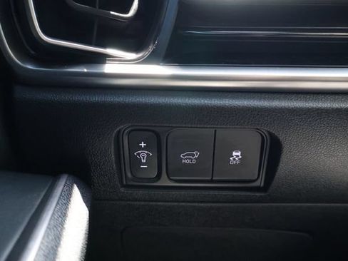 Used 2024 Kia Sorento EX FWD image 19