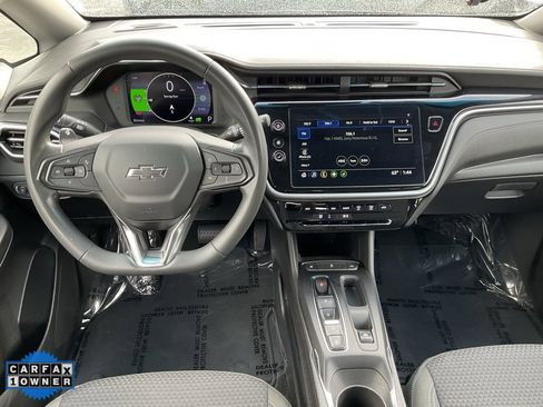 Used 2023 Chevrolet Bolt LT image 32