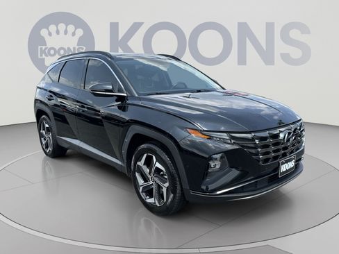 Used 2022 Hyundai Tucson Limited w/ Cargo Package AWD/4WD image 2