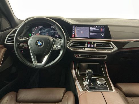 Used 2021 BMW X5 sDrive40i w/ Premium Package RWD image 9