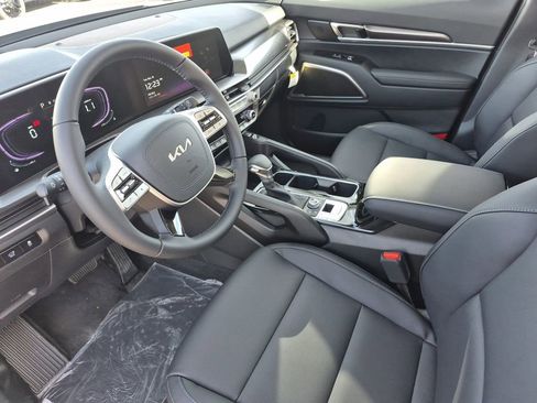 New 2025 Kia Telluride S image 10
