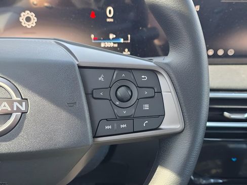 New 2026 Nissan Sentra SV image 17