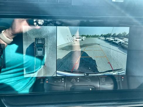 Used 2024 GMC Sierra 1500 Denali image 15