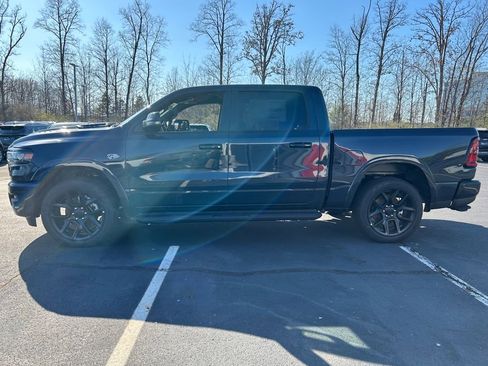 New 2026 RAM 1500 Laramie AWD/4WD image 4