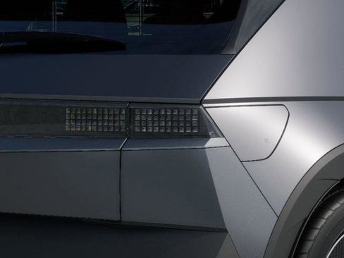 New 2026 Hyundai Ioniq 5 SEL image 10