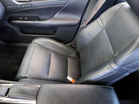Used 2016 Lexus GS 350 w/ Luxury Package RWD image 19