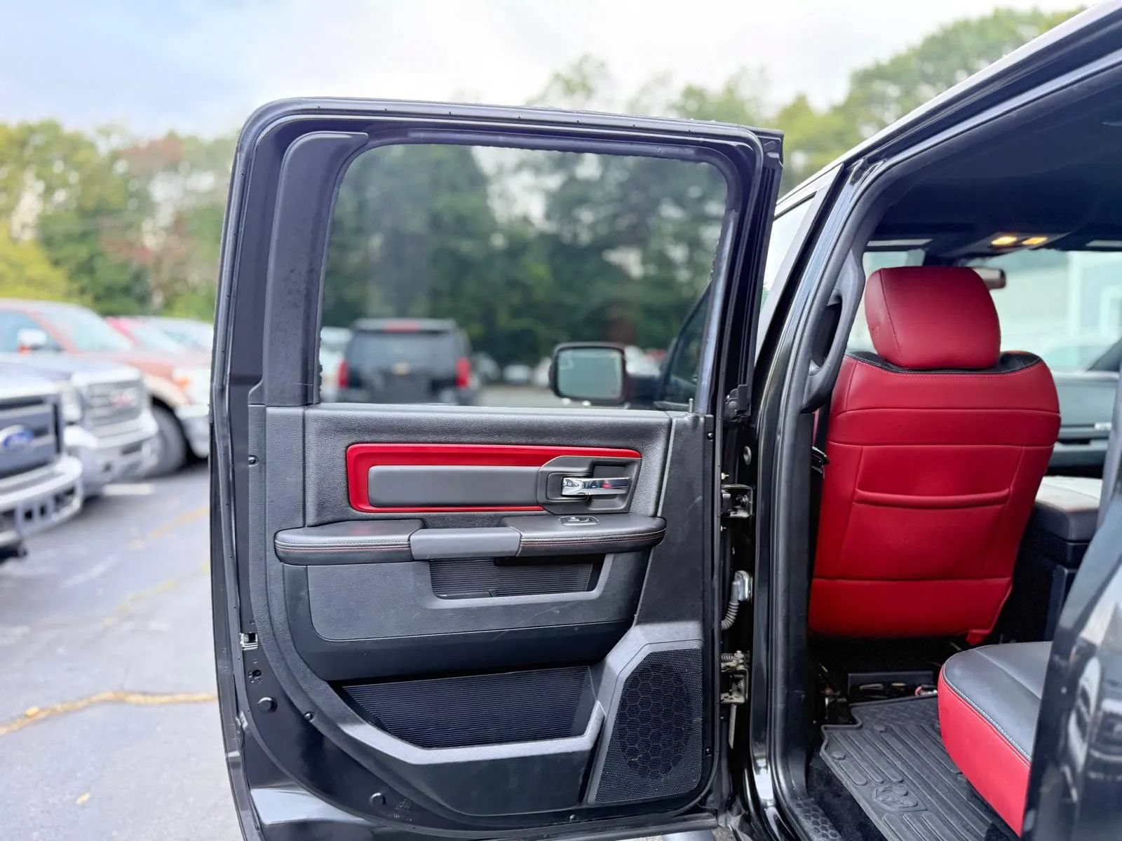 Used 2017 RAM 1500 Rebel w/ Luxury Group AWD/4WD image 24