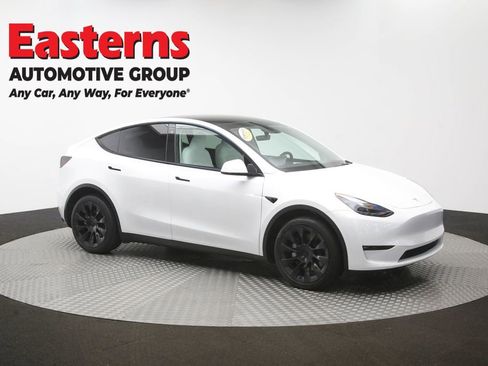 Used 2023 Tesla Model Y Long Range AWD/4WD image 44