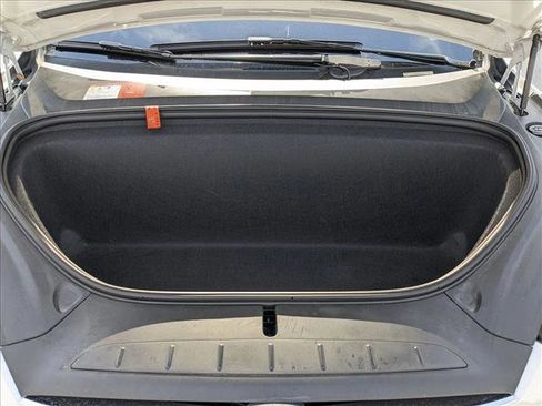 Used 2018 Tesla Model X 75D image 22