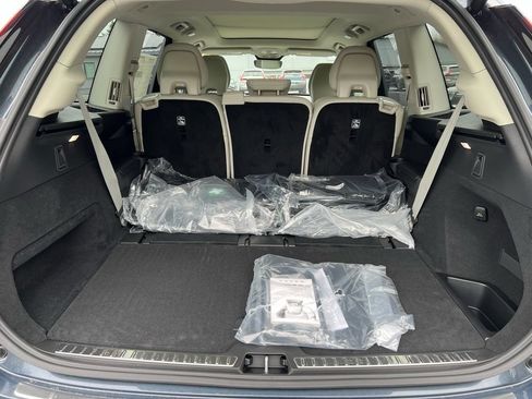 New 2026 Volvo XC90 B6 Ultra w/ Protection Package Premier AWD/4WD image 27