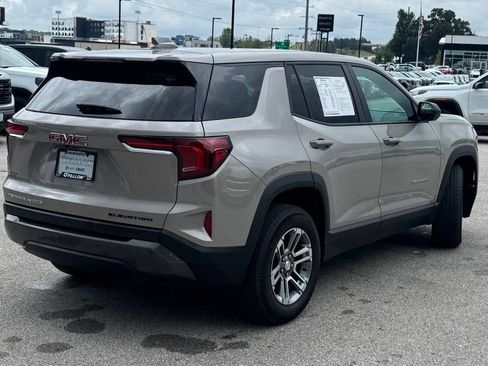 Used 2025 GMC Terrain Elevation AWD/4WD image 2