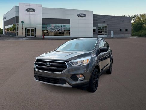 Used 2018 Ford Escape SE AWD/4WD image 1