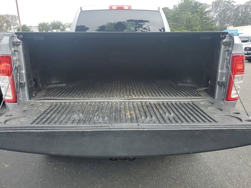 Used 2022 RAM 2500 Big Horn AWD/4WD image 9