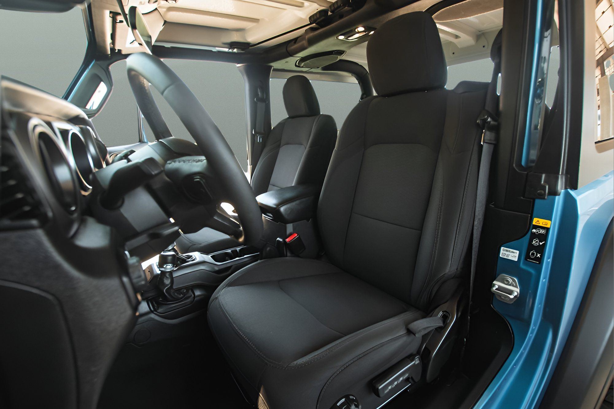 Used 2023 Jeep Wrangler Sport AWD/4WD image 15