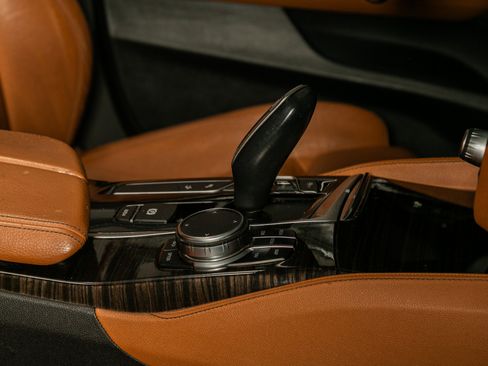 Used 2019 BMW 640i Gran Turismo xDrive w/ Luxury Package image 22