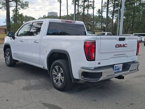 Used 2025 GMC Sierra 1500 SLT image 3