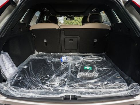 New 2026 Volvo XC60 B5 Plus w/ Protection Package Premier image 11