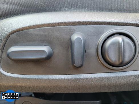 Used 2022 Chevrolet Equinox LT image 19