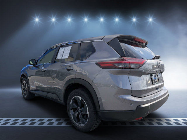 Used 2025 Nissan Rogue SV FWD image 4