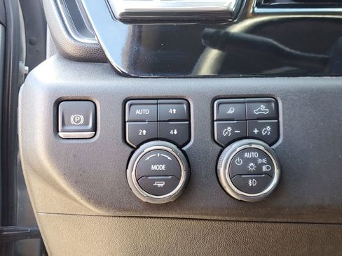 Used 2025 Chevrolet Silverado 2500 LT w/ Safety Package image 20