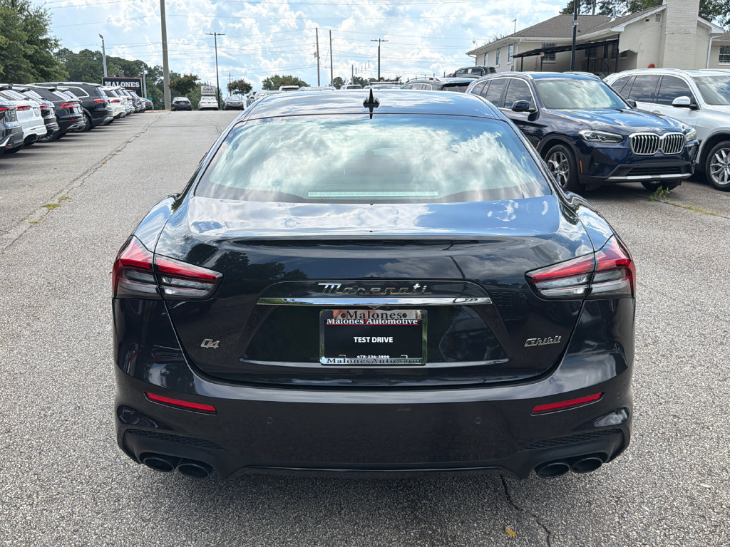 Used 2023 Maserati Ghibli Modena Q4 AWD/4WD image 6
