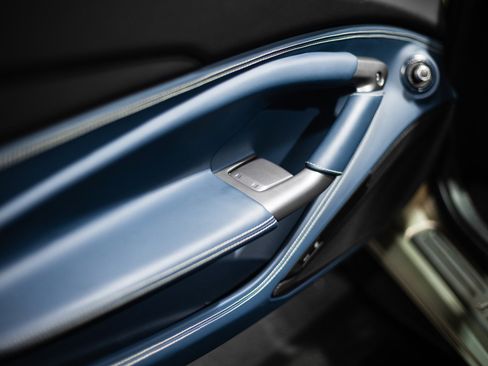 Used 2021 Ferrari F8 Tributo image 30