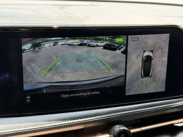 Used 2024 Nissan Ariya AWD image 3