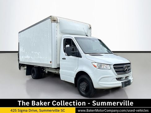 Used 2023 Mercedes-Benz Sprinter 4500 image 1