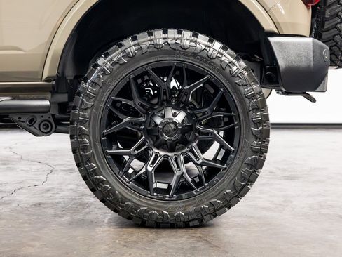 Used 2025 Ford Bronco Big Bend AWD/4WD image 14