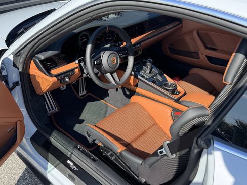 Certified 2024 Porsche 911 S/T image 4