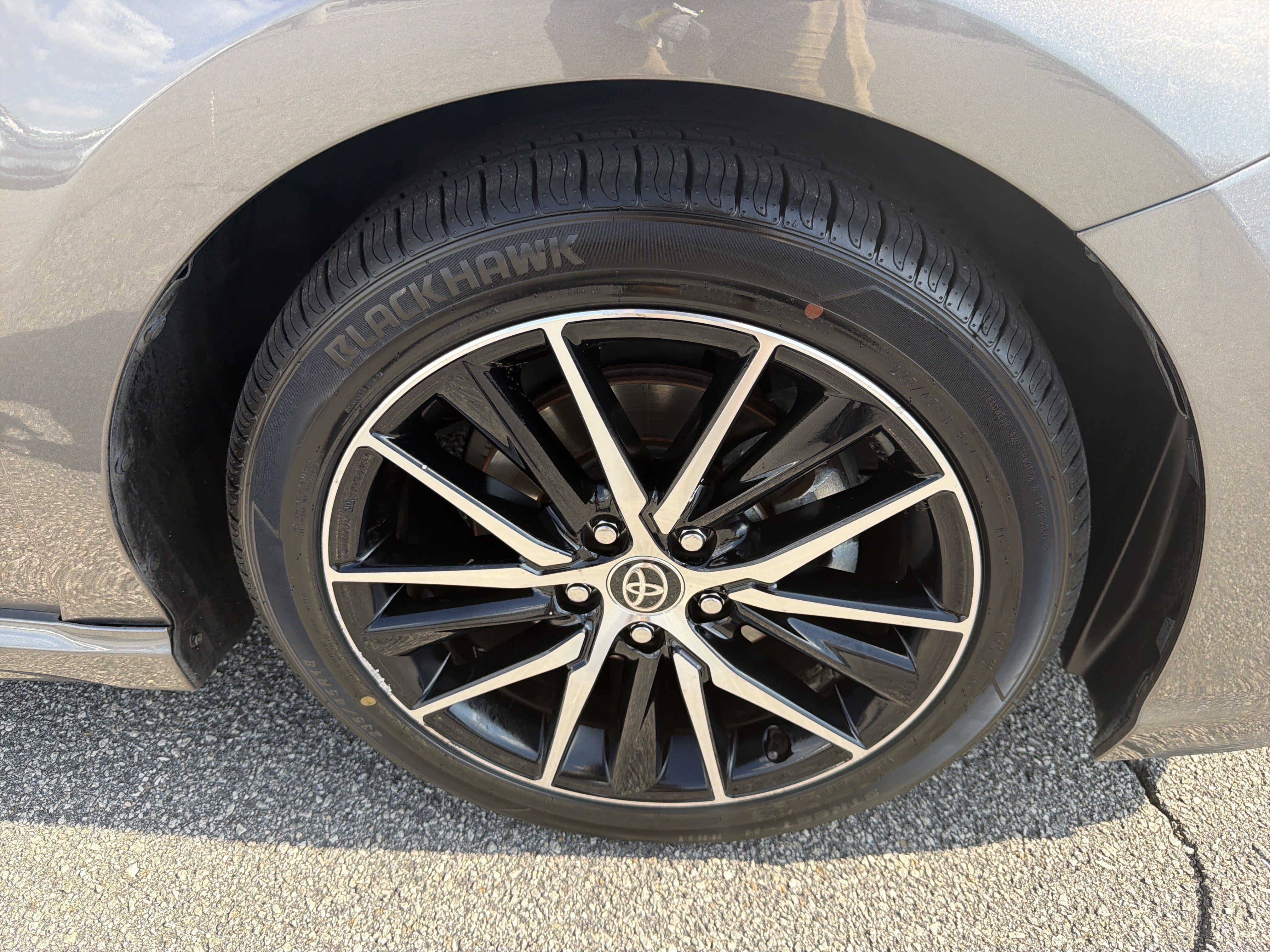 Used 2021 Toyota Camry SE FWD image 24