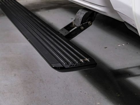 Used 2020 RAM 1500 Limited AWD/4WD image 45