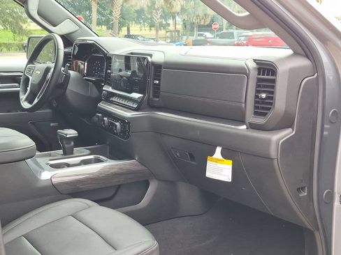 Certified 2025 Chevrolet Silverado 1500 LTZ w/ LTZ Premium Package AWD/4WD image 24