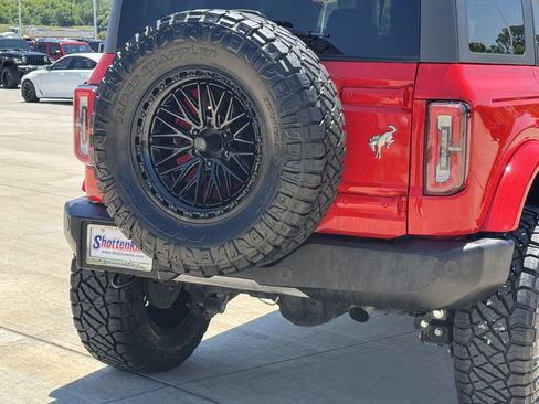 Used 2023 Ford Bronco Outer Banks AWD/4WD image 6