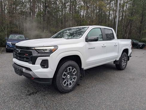 New 2025 Chevrolet Colorado Z71 image 8