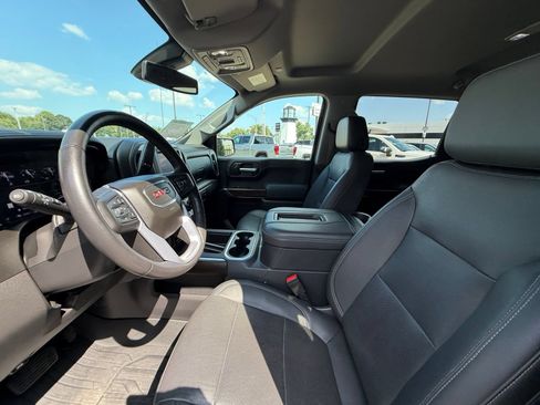 Used 2021 GMC Sierra 1500 SLT w/ SLT Premium Plus Package AWD/4WD image 29