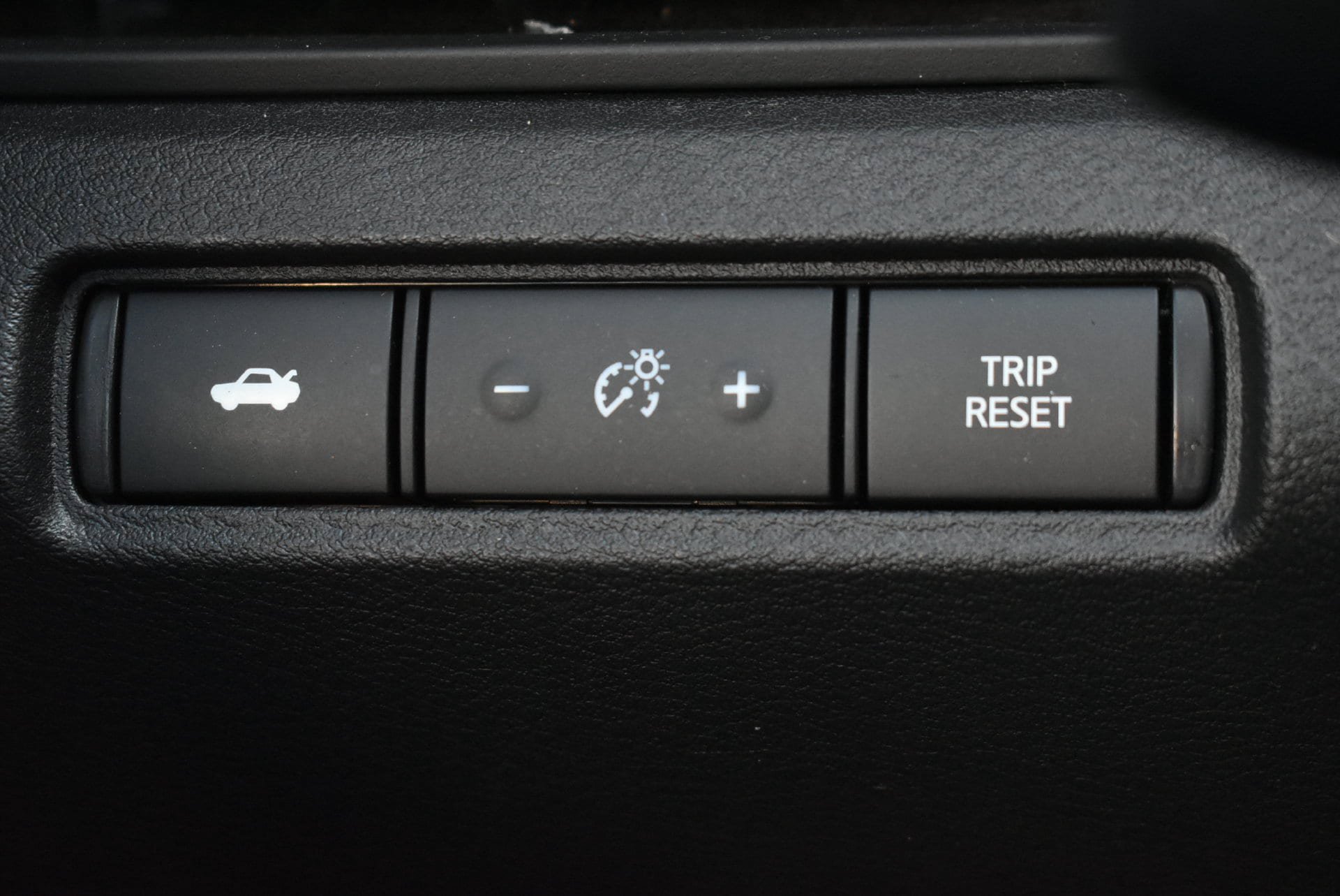 Used 2025 Nissan Altima 2.5 SV FWD image 17