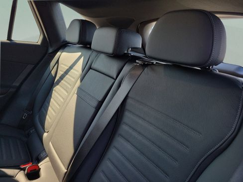 Certified 2026 Mercedes-Benz GLC 43 AMG 4MATIC image 13