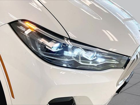Used 2019 BMW X7 xDrive40i w/ Parking Assistance Package AWD/4WD image 26