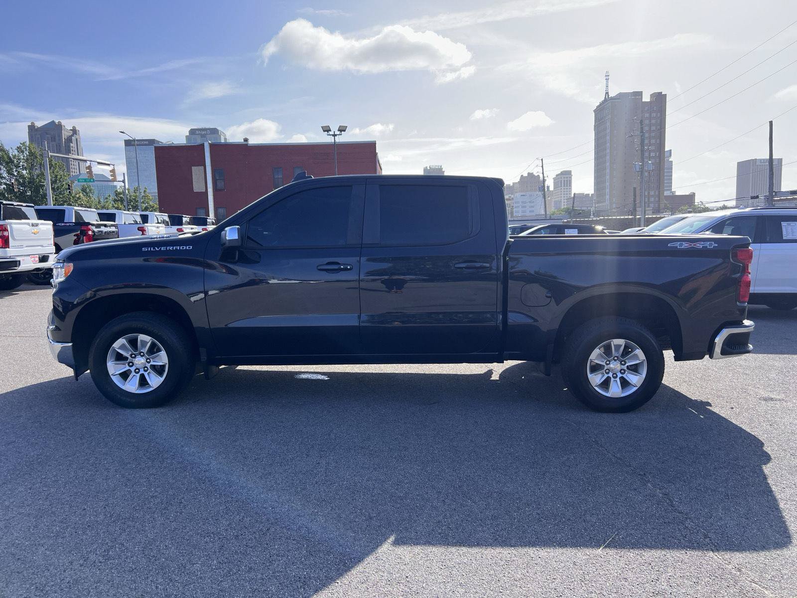 Used 2023 Chevrolet Silverado 1500 LT w/ Protection Package AWD/4WD image 29