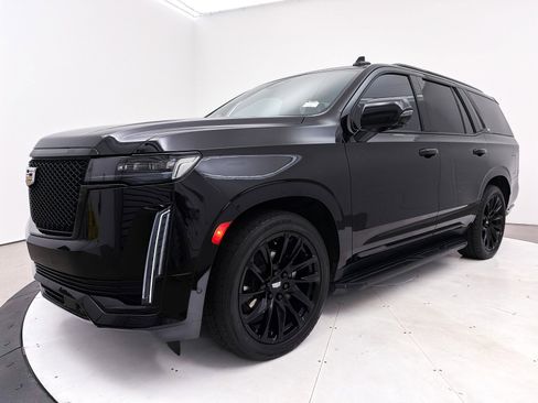 Used 2021 Cadillac Escalade Sport Platinum w/ Heavy-Duty Trailer Package image 24