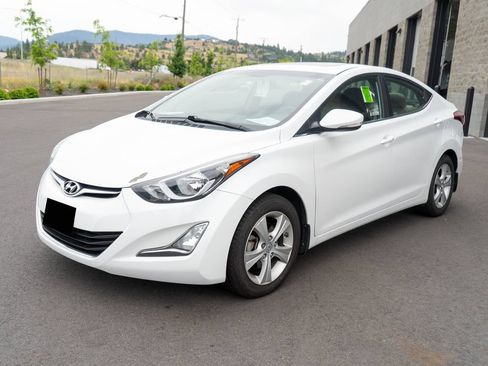 Used 2016 Hyundai Elantra Value Edition FWD image 3