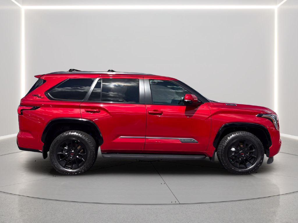 Used 2025 Toyota Sequoia Platinum w/ TRD Off-Road Package AWD/4WD image 5