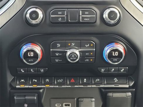 Used 2021 GMC Sierra 1500 Denali w/ Driver Alert Package II image 15