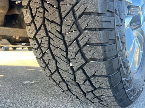 Used 2020 Chevrolet Silverado 2500 High Country w/ Z71 Off-Road Package image 37