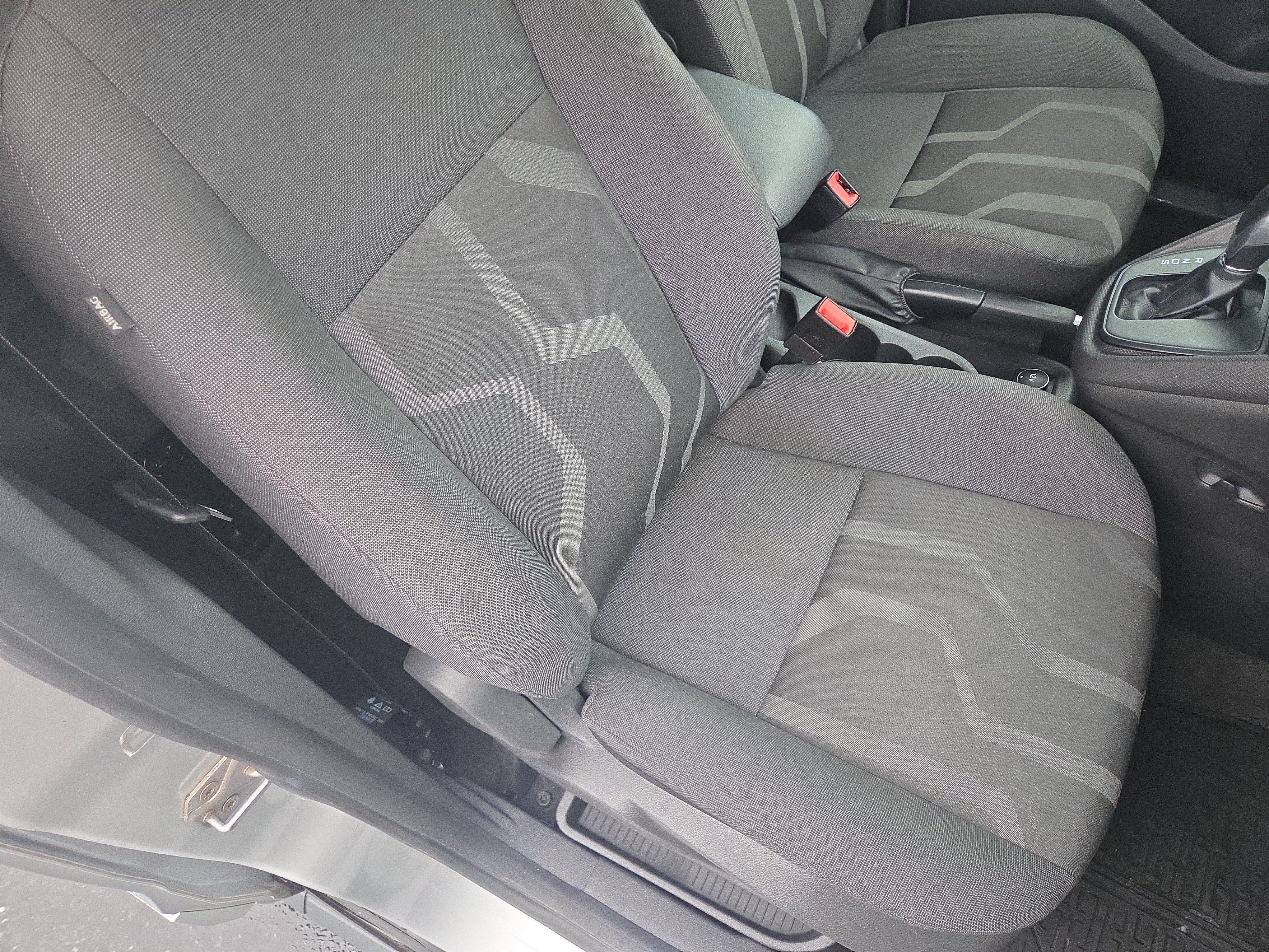 Used 2017 Ford Transit Connect XLT FWD image 17