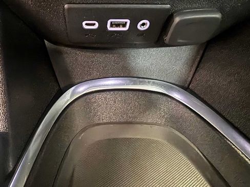 Used 2025 Chevrolet Malibu LT FWD image 23