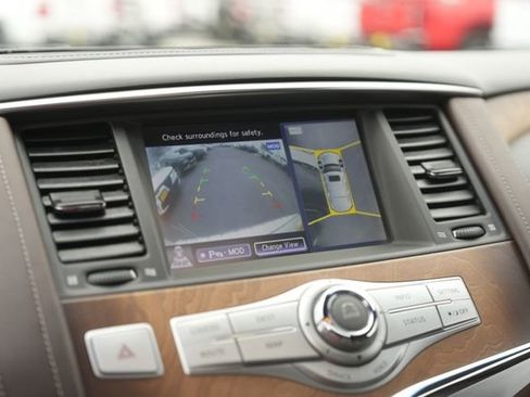 Used 2015 INFINITI QX80 Limited w/ All Season Package image 29